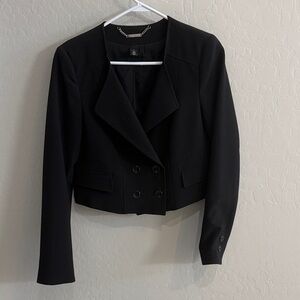 White House Black Market Black cropped Blazer size 8